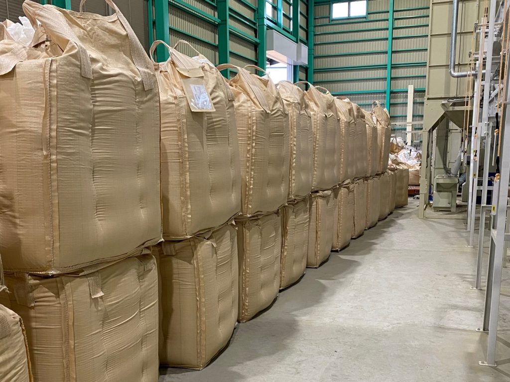 米 貯蔵 コンテナ 200V